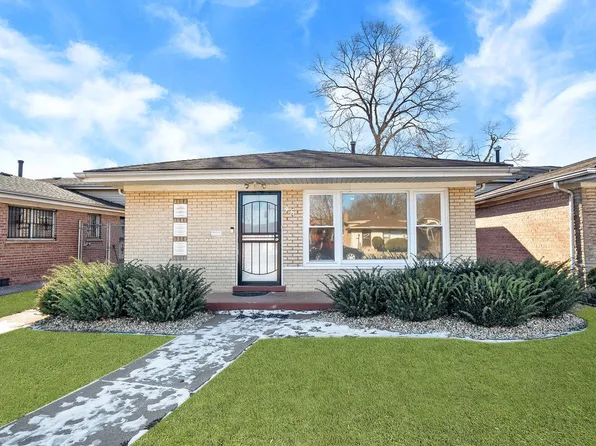 45 W 126th Pl, Chicago, IL 60628