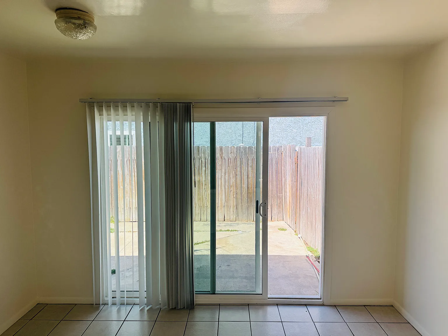 2 bed, 900 sqft, $2,645 — Photo 4