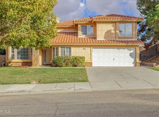 40450 Fieldcrest Ln, Palmdale, CA 93551