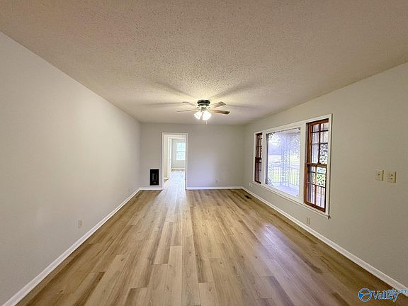 4th image of 2522 Aspen Ave NW