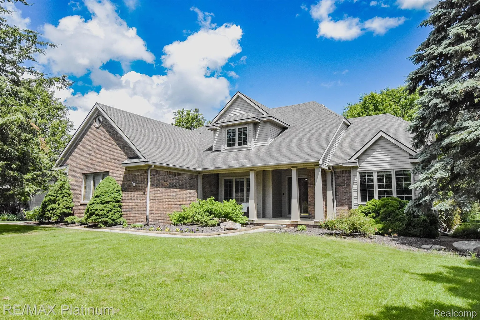 7730 Setters Pointe Dr photo 1
