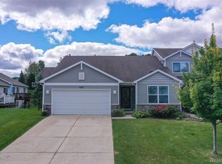 457 Hosta, Howell, MI 48843