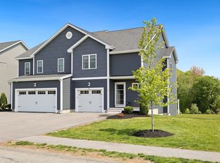 69 Riverside Dr #69, Lakeville, MA 02347