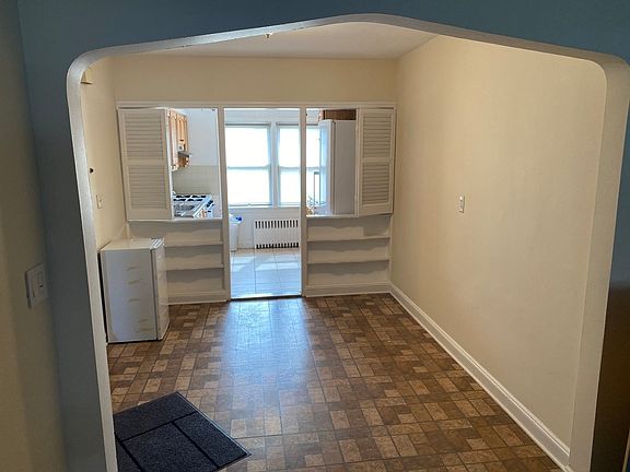 5th image of 209-18 42nd Ave #2