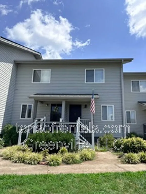 2 bed, 2.5 bath, $1,395 — Photo 2