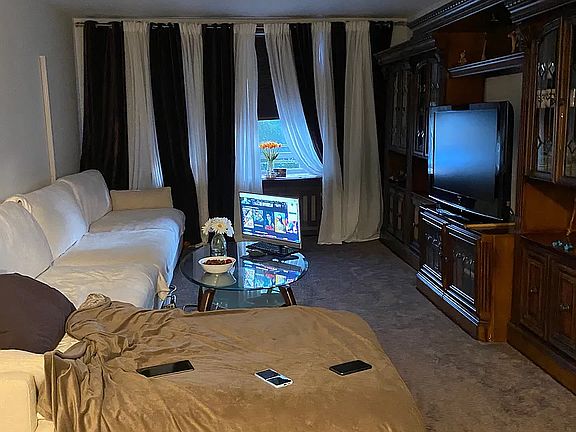 2nd image of 3202 Nostrand Ave APT 4H