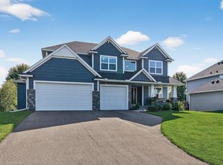 1858 Laramee Ln, Centerville, MN 55038