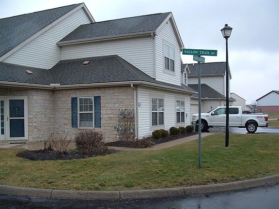 3rd image of 105 Maple Leaf Dr