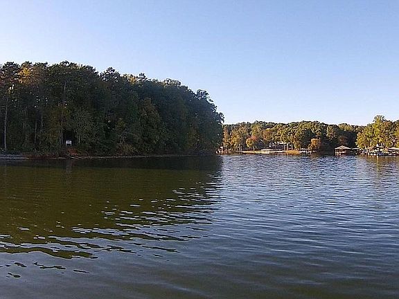 4th image of 1726 Bayfront Dr