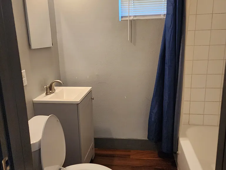 804 N Lancaster Ave #3 — Photo 16