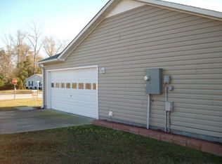 101 Ellen Ct, Jacksonville, NC 28540