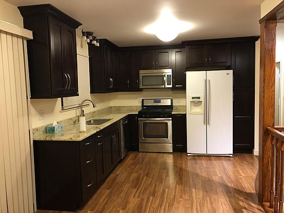 4th image of 2640 Glendrive Pl