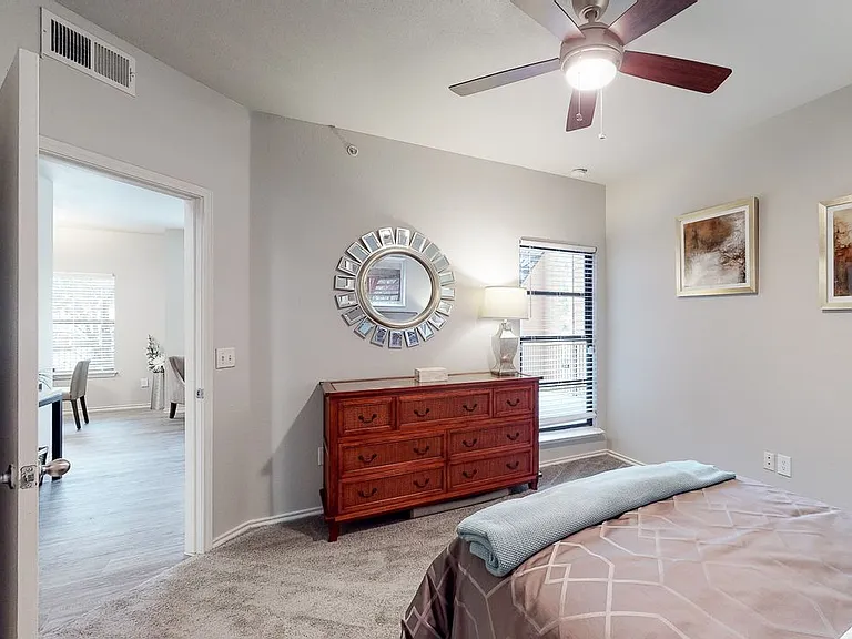 Sereno Park Apartments — Photo 57