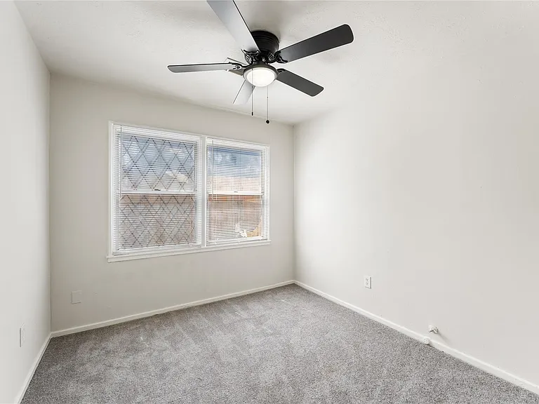 7725 Saint Lo Rd — Photo 18