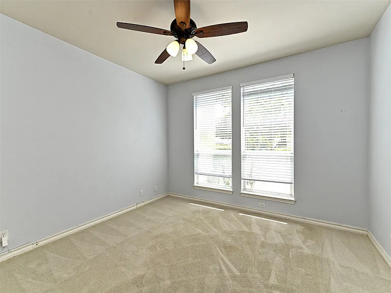 104 Acapulco Ct — Photo 11