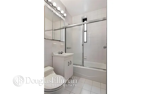 Rented by Douglas Elliman | media 13