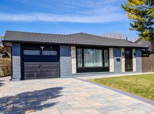 6 Willis Dr, Brampton, ON L6W1A9