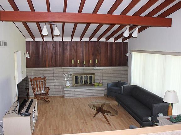 5th image of 5755 Brookwood Dr