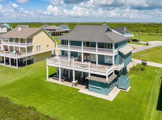 4044 Biscayne Beach Rd, Pt Bolivar, TX 77650