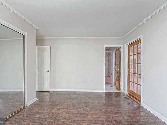 5th image of 26 Elderberry Ln