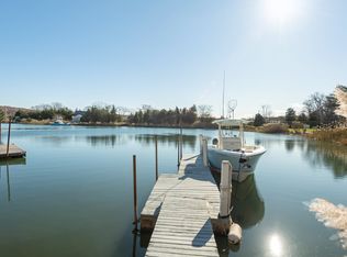 32 Oyster Shores Rd, East Hampton, NY 11937