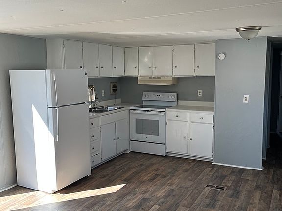 3rd image of 5710 W 60th St #5710