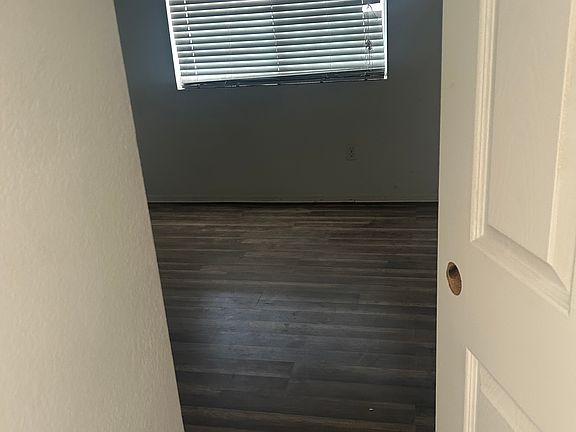 4th image of 25562 Calabria Dr