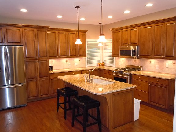 Slab granite & alder