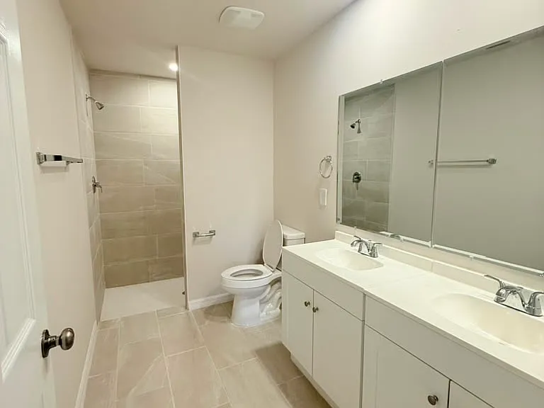 622 SE 7th St — Photo 9