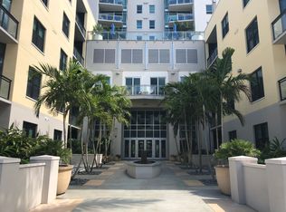 400 4th Ave S APT 305, Saint Petersburg, FL 33701