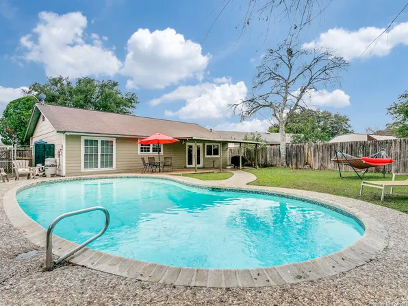 7530 BARRYHILL, San Antonio, TX 78238