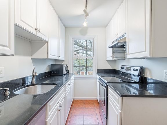 5th image of 722 S Fayette St APT 31