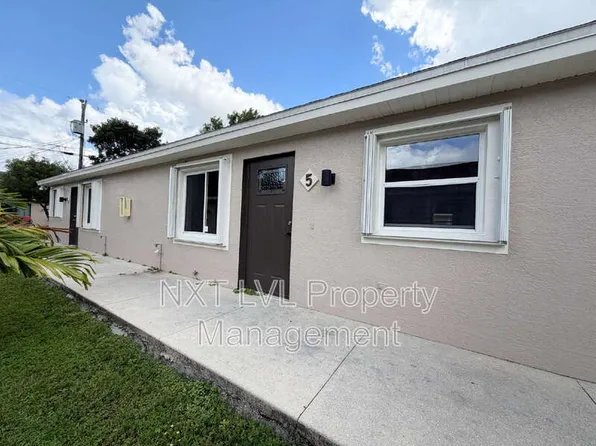 1321 SE 8th Ave, Cape Coral, FL