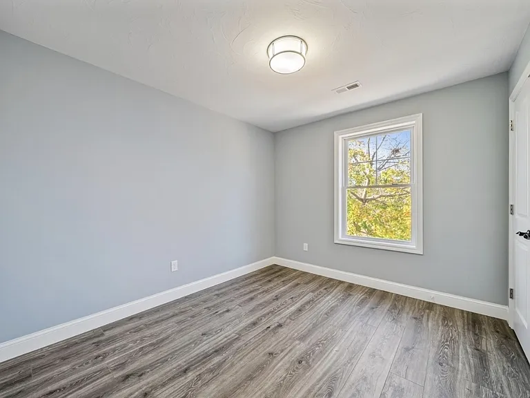 5 Dumaine Ave #C — Photo 11