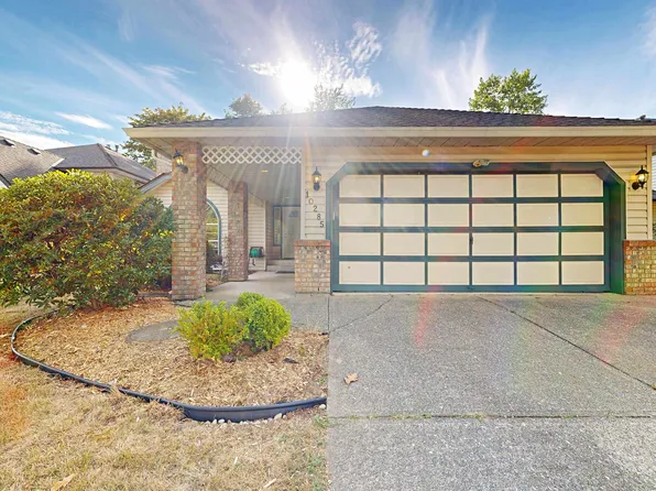 10285 167th St, Surrey, BC V4N 1Z2
