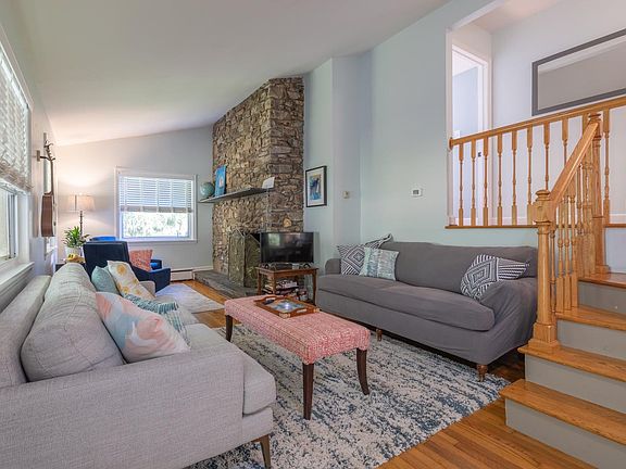 Main living room with Fireplace