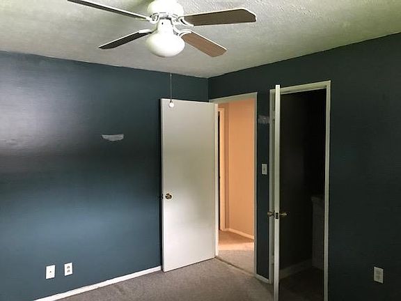 5th image of 9234 Blueberry Ln