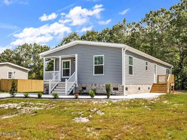 1888 Rolling Green Drive SW, Supply, NC 28462