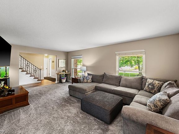 2nd image of 20753 Sandalwood Ln