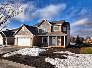 1424 Serena Ln, Burlington, WI 53105