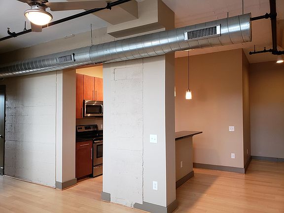 2nd image of 806 Wasena Ave SW #318