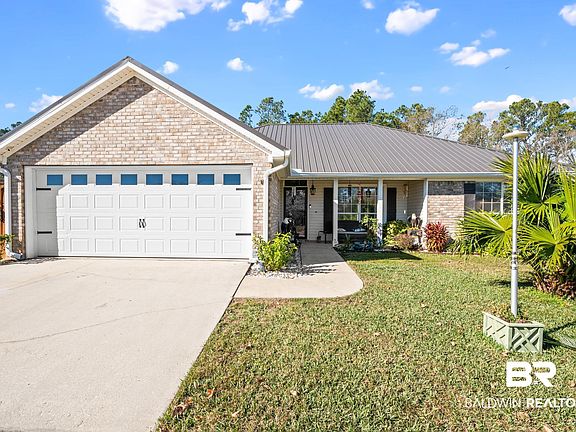 3rd image of 5897 Shady Woods Ct