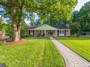3731 Camelot Dr, Annandale, VA 22003