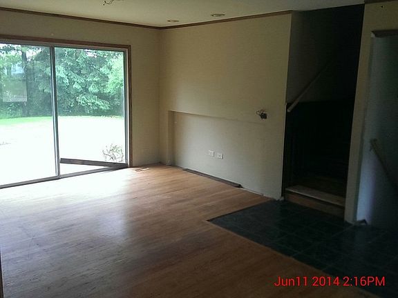2nd image of 2148 Cinema Dr E