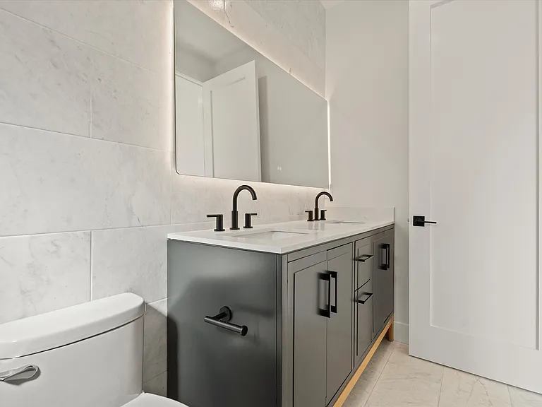 3811 Maine Ave — Photo 6