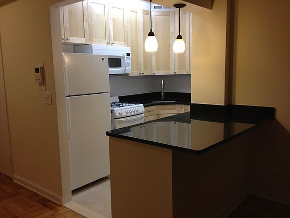 4th image of 40 E 89th St APT 5E