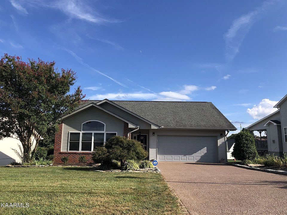 1st image of 415 Keota Ln