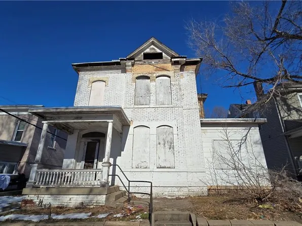 1517 Edmond St, Saint Joseph, MO 64501