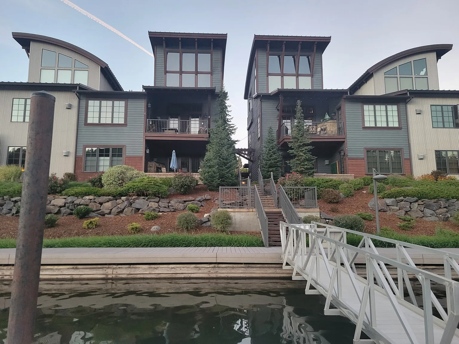 2 bed, 1600 sqft, $2,800 — Photo 3