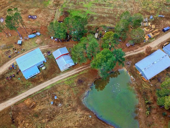 3rd image of 1378-1388 Blaylock Store Rd